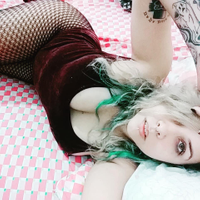 vivih_sgh - Bg1mUUhg9YX_Bg1leOuH13K-UZrj8unu.jpg